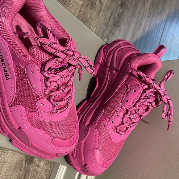 Authentic Balenciaga Triple S Chunky Sneaker - Picture 5 of 6